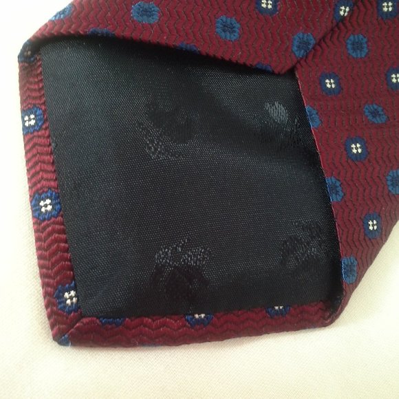 Brooks Brothers mens tie 3.25inx58in 346 Red wavy - Picture 5 of 8